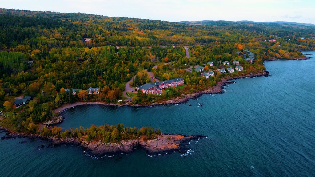 Cove Point Lodge